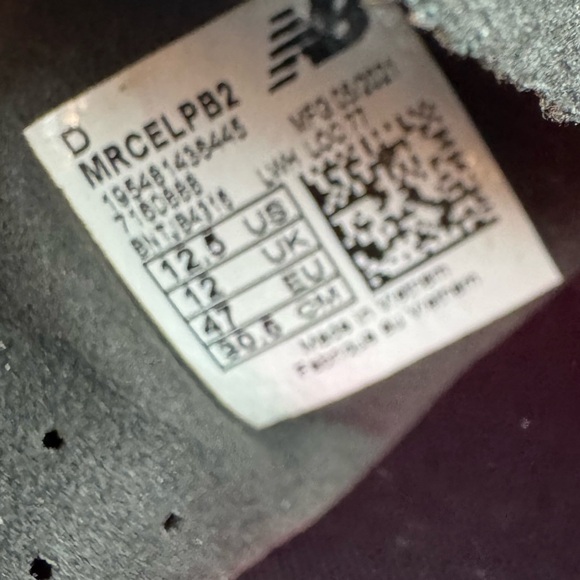 New Balance Fuel Cell Elite V2 Mens size 12.5D Running Shoes IMMACULATE - Picture 9 of 9